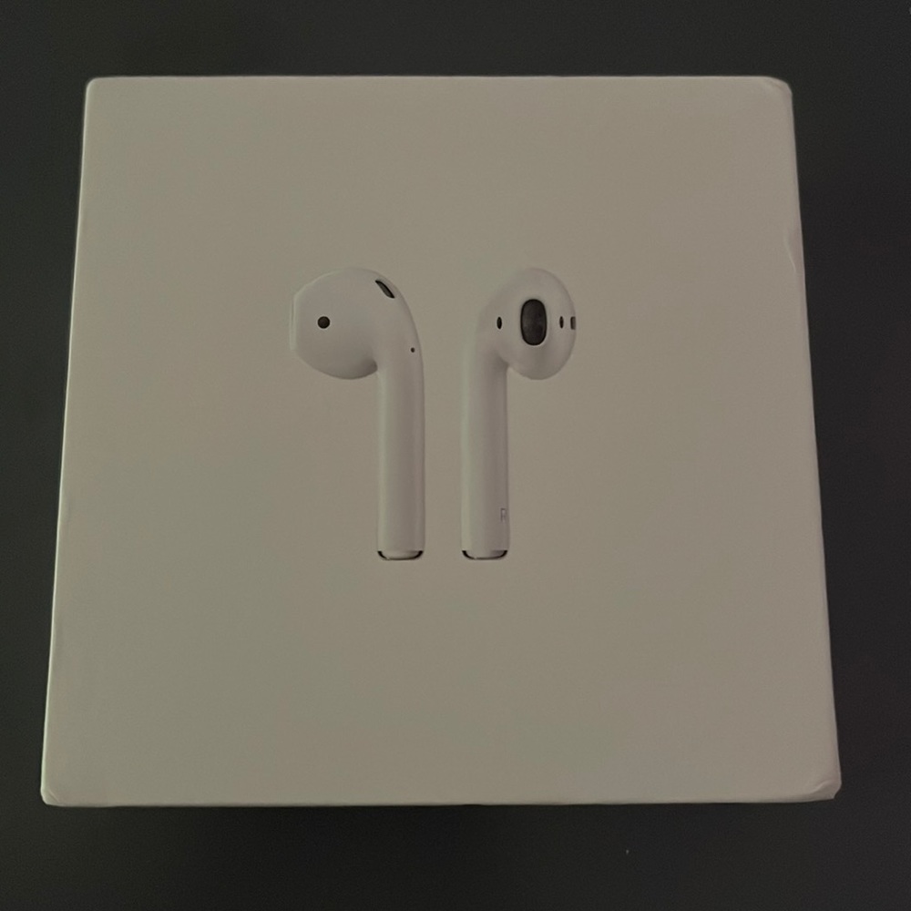 Apple AirPods - 2nd Generation